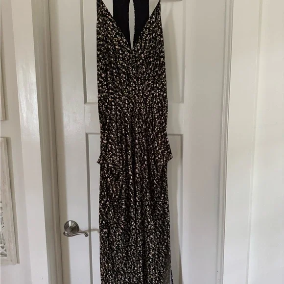 BCBGeneration | Dresses | Bcbg Black Floral Maxi Dress | Poshmark